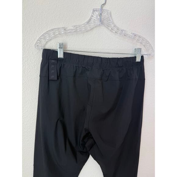 NWT Fabletics The One Active Taper Jogger Black Size Medium/ 32” - Picture 6 of 7